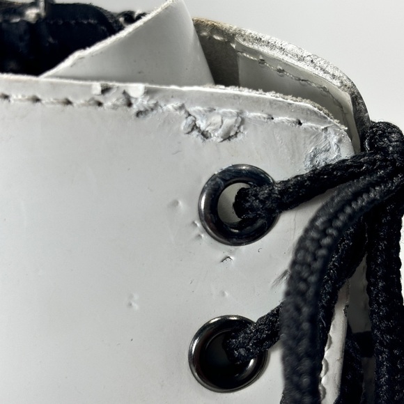 Dr. Martens Jadon Smooth White Leather Platform Boots Size 6 - Picture 7 of 16